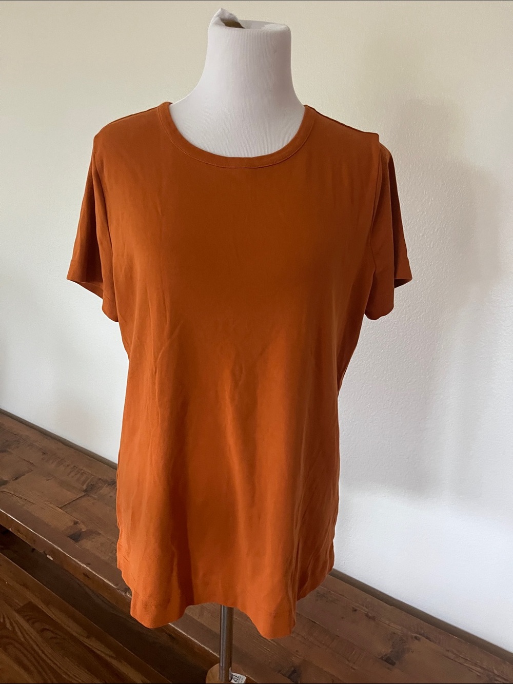 Duluth Trading Co Rust Short-Sleeve Crew Tee Womens size L